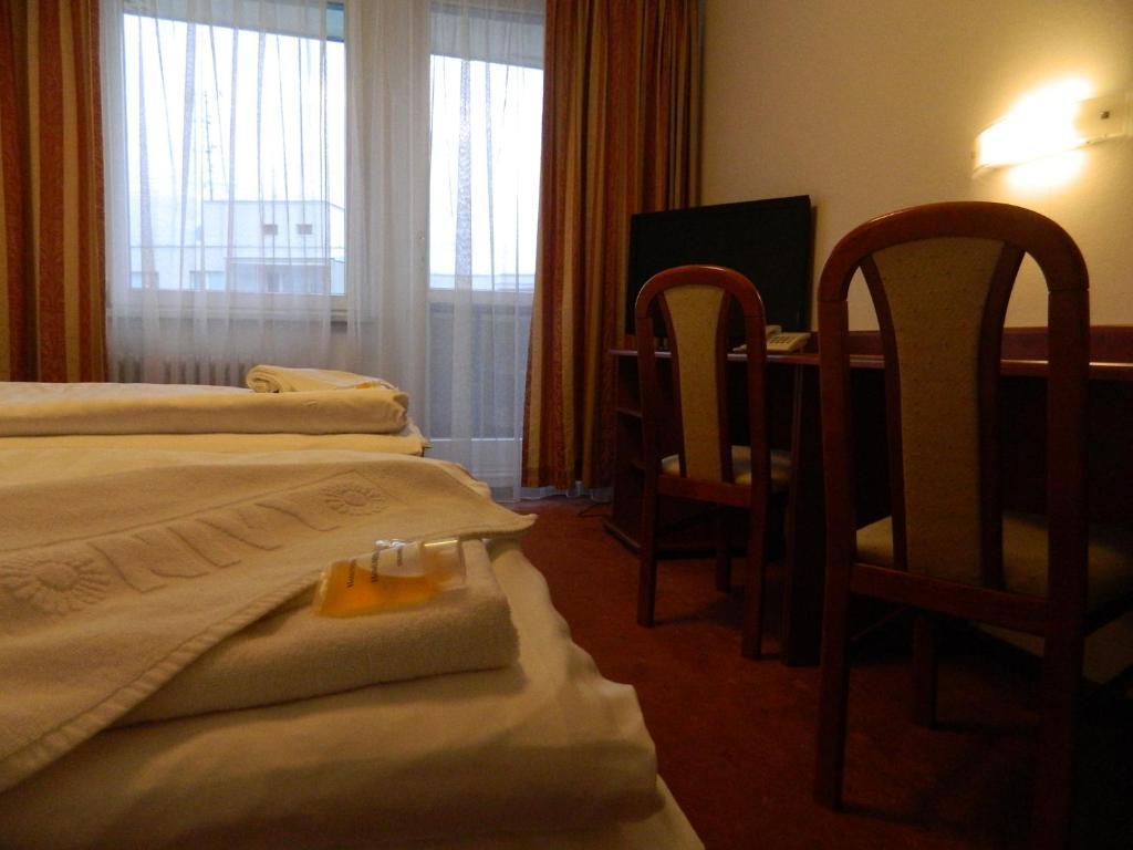 Hotel Nivy Bratislava Room photo