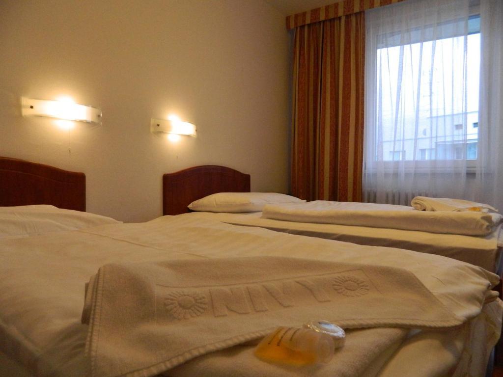 Hotel Nivy Bratislava Exterior photo